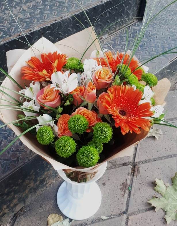 Букет цветов из: Герберы, Хризантемы, Альстромерии и Розы в Аргаяше