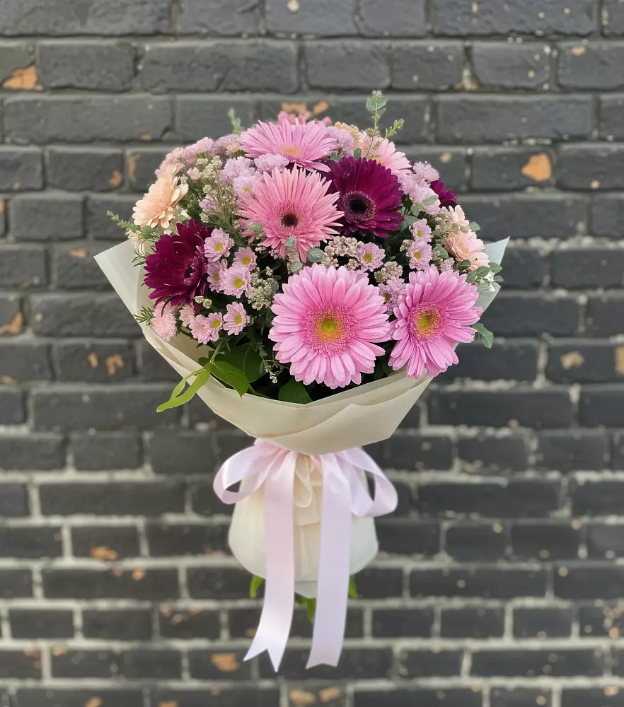 Букет цветов из: Герберы и Хризантемы в Аргаяше