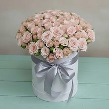 Цветочная композиция из Розы в шляпной коробке в Аргаяше