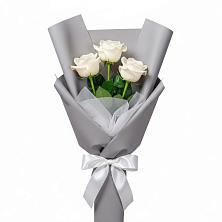 Букет 3 белые розы в Аргаяше