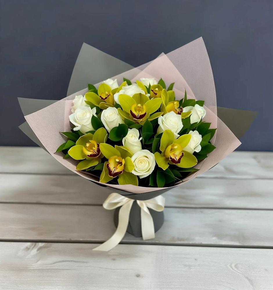 Букет цветов из: Орхидеи и Розы в Аргаяше