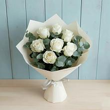 Букет Белые розы в Эвкалипте в Аргаяше